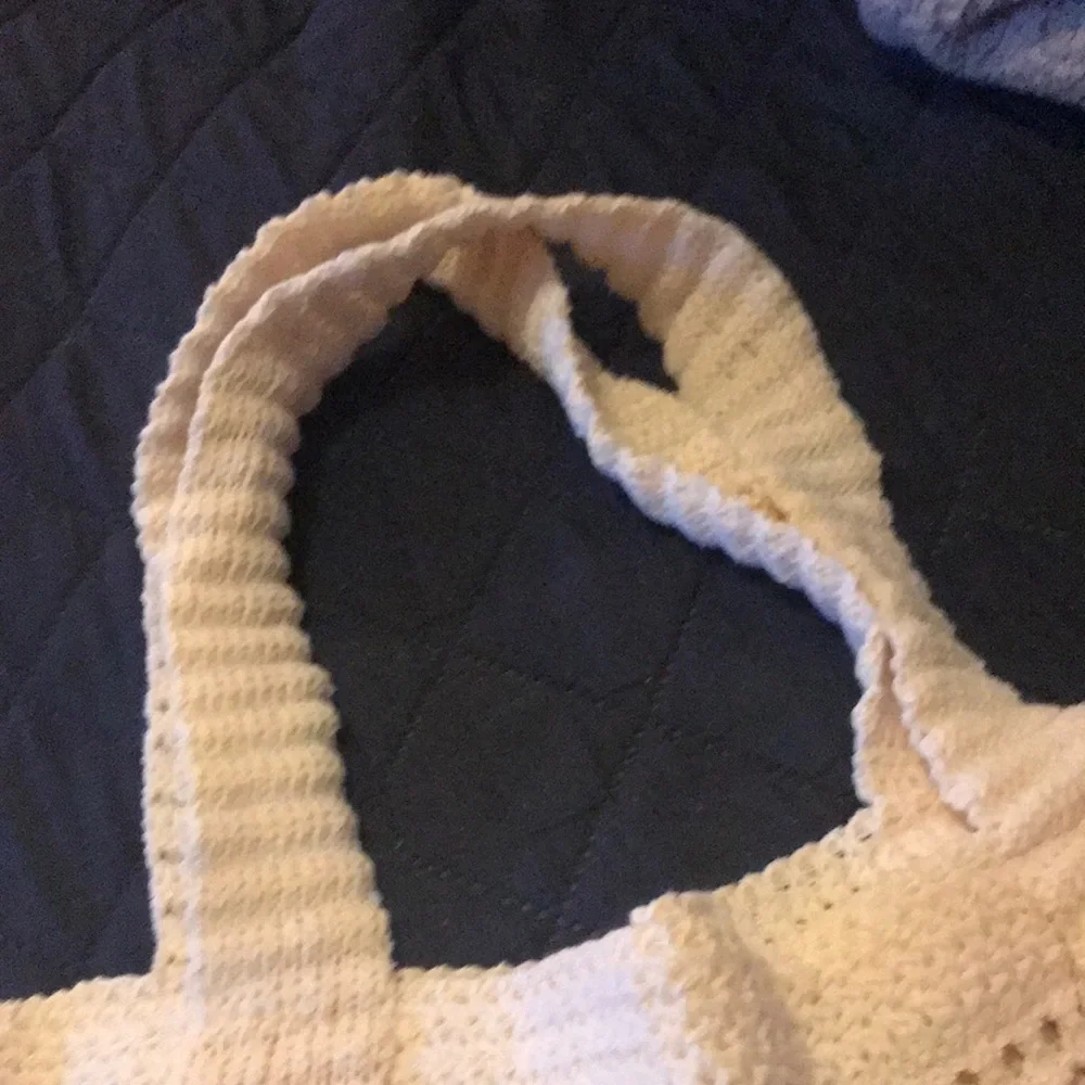 Paris Milano Cream Crochet Tote Bag NWOT - Picture 3 of 7